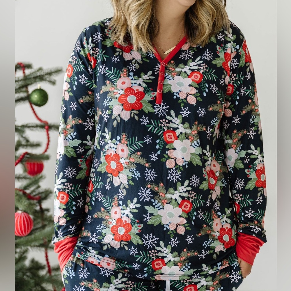 NEW Little Sleepies Poinsettia Floral Bamboo Pajama Top Small Long Sleeve - Picture 2 of 10